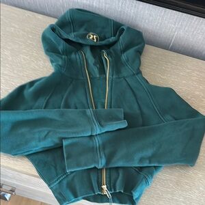 lululemon athletica Teal Women's Hoodie Jacket Cropped size 2, fits like a zero